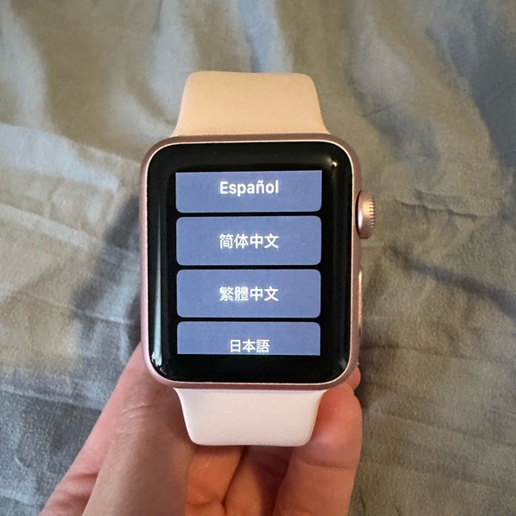 Apple Watch - Picture 3 of 5
